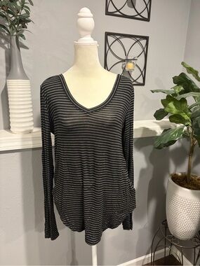 SO Black and Gray Striped Long Sleeve V-Neck Tee